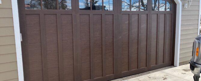 when to replace a garage door